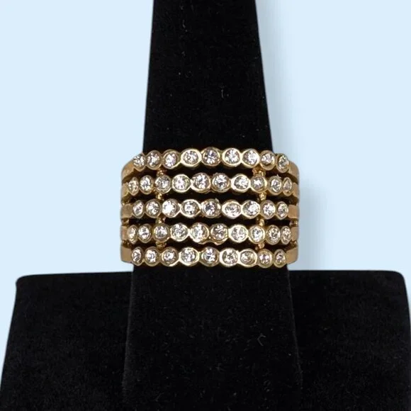 Chunky White Rhinestone Front Ring - Picture 2 of 7